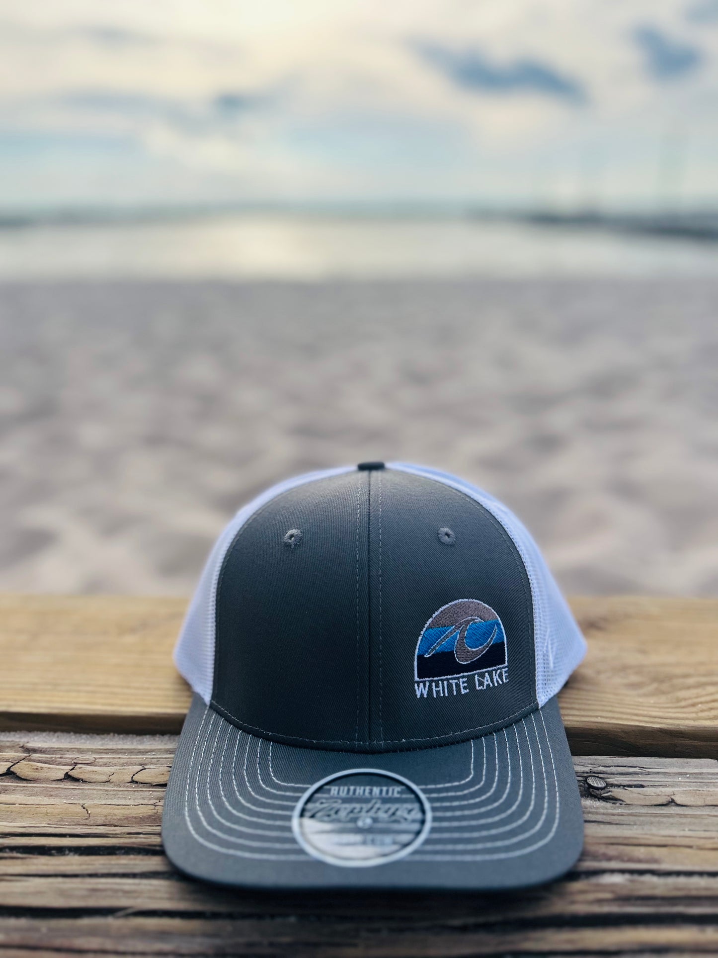 White Lake Hat - Wave Gray/white