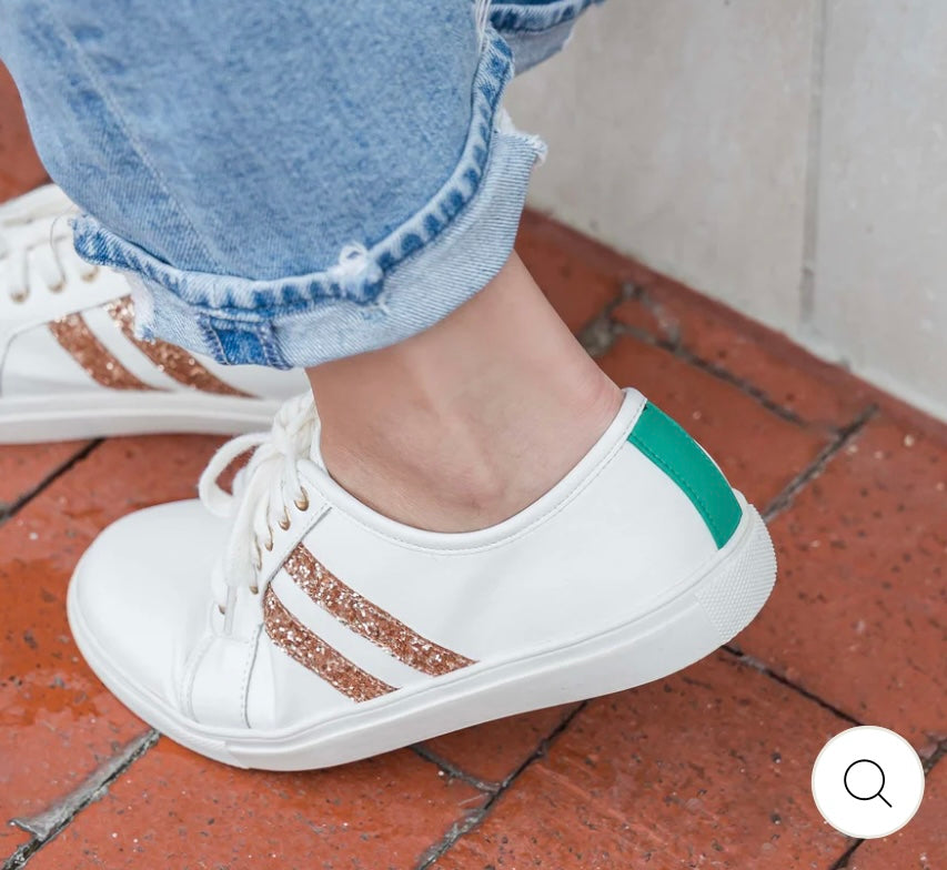 The Whit Sneaker -White