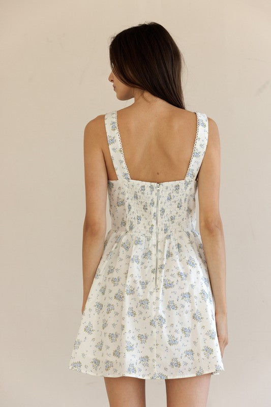 Sweetheart Neckline Ruffled Dress